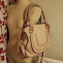 定価37万 Chloe マーシー ダブルキャリー バッグ MARCIE クロエ ベージュ ピンクベージュ ショルダー トート ウッディ Woody 長財布 ポーチ_画像2