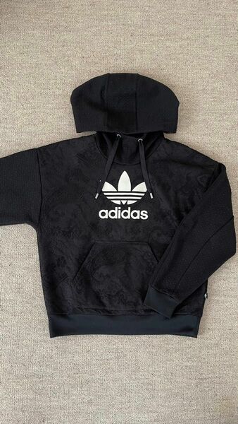 adidas パーカー 