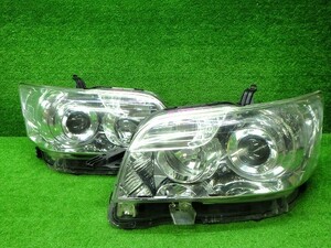 トヨタ　NZE151/152　ルミオン　後期　ヘッドライト　左右　HID　12-540　S　240131055