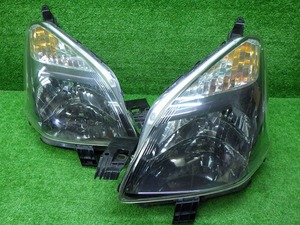 トヨタ　NCP100/105　ラクティス　前期　ヘッドライト　左右　HID　52-157　8　240214044