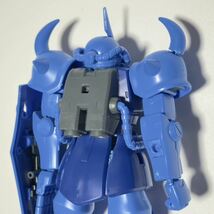 機動戦士ガンダム HG 1/144 グフ 組立済 完成品 _画像6