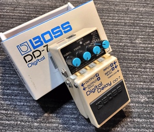 BOSS DD-7 Digital Delay 箱、取扱説明書付き