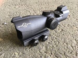 実物 2倍 ドットサイト TAC VECTOR OPTICS ベクターオプティクス ACOG ブースター スナイパー スコープ Bushnell trijicon トリジコン ホロ