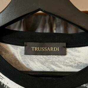 トラサルディ TRUSSARDI Tシャツ カットソー 半袖 プリント 柄Tシャツの画像2