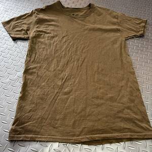米軍放出品 沖縄 BROWN HANES　Tシャツ ランニング　トレーニング　MEDIUM 　(INV D#11)