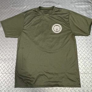 米軍放出品　Tシャツ　OD LARGE Combat Logistics Regiment おしゃれ　(INV J34)