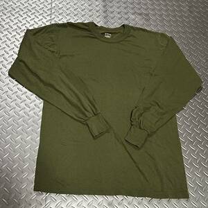 米軍放出品　ロングTシャツ　SOFFE OD MEDIUM おしゃれ　ランニング　トレーニング　(INV G#15)