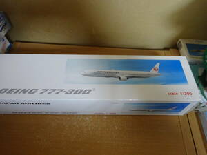 1/200　ホーガン　JAL　日本航空　777-300