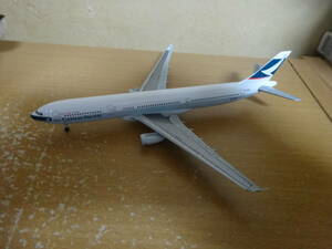 1/400　キャセイパシフィック航空　A330-300