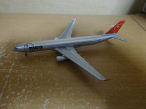 1/500 Herpa Northwest Airlines A330-300