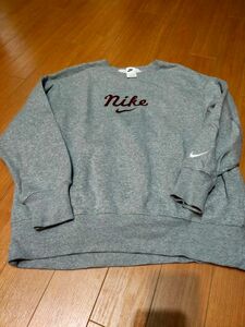 Nike　 スウェット　クルーネック