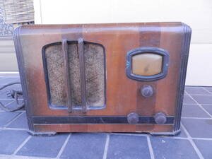 テレビアン　M-4C11型ラジオ　　1930-40年代　真空管ラジオ　山中電機　ジャンク　部品どり