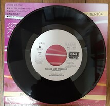 【JAPAN ONLY EP PROMO ONLY】見本盤 DAVID BOWIE THIS IS NOT AMERICA EYS-17522 ジス・イズ・ノット・アメリカ デビッド・ボウイ_画像4
