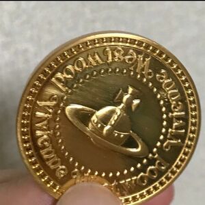 新品★ヴィヴィアンウエストウッド コイン　メダル　鑑定済み正規品　ビビアン　ゴールド色　