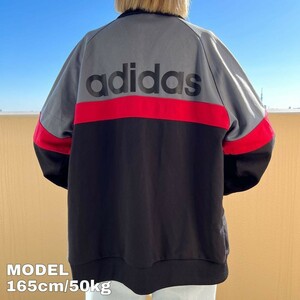 adidas アディダス トラックジャケット ロゴプリント 黒 グレー 赤