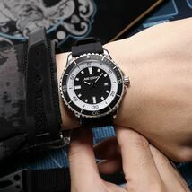 新品 AOCASDIY オマージュウォッチ ラバーストラップ メンズ腕時計 ブラック&ホワイト_画像8