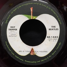 ●JPN-東芝音工 美品!! 7/Apple赤盤 400円定価(黒枠) The Beatles / 恋を抱きしめよう/デイ・トリッパー_画像6