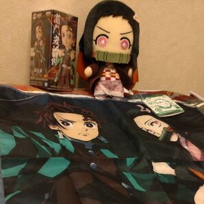 ☆人気の鬼滅の刃竈門炭治郎フギュア&禰豆子ぬいぐるみ2点新品未使用