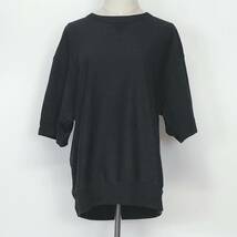 X435 GU（ジーユー） レディーストップスTシャツ半袖 Sサイズ ブラック黒 無地 綿素材含 シンプル スポーティ シンプルデイリーカジュアル _画像1