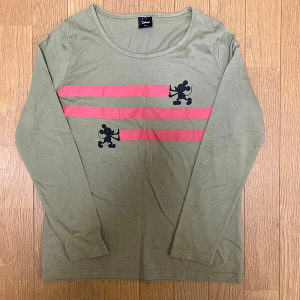 長袖Tシャツ