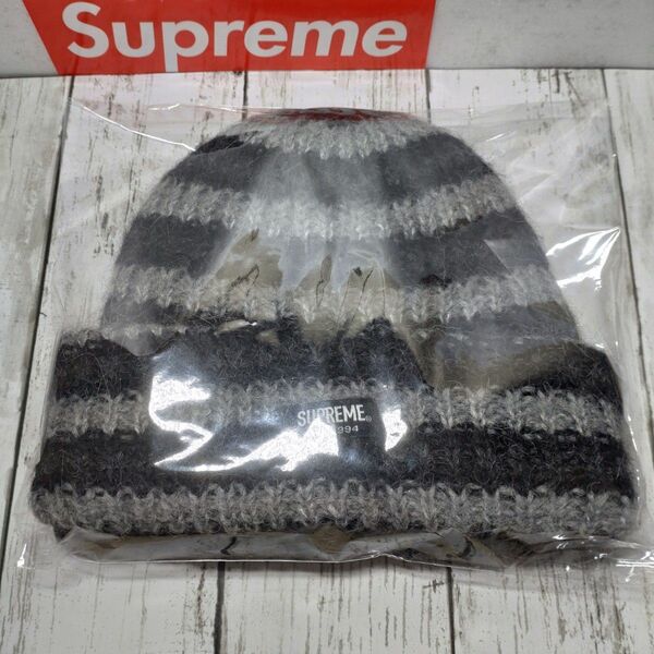 Supreme FW23 Loose Stripe Beanie