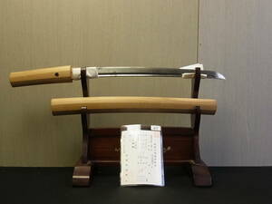 t1452 蔵出 日本刀 脇差 在銘 修理亮 登録証付 長さ35.4cm 現状品 時代武具 真剣 骨董 刀剣 研ぎ練習に