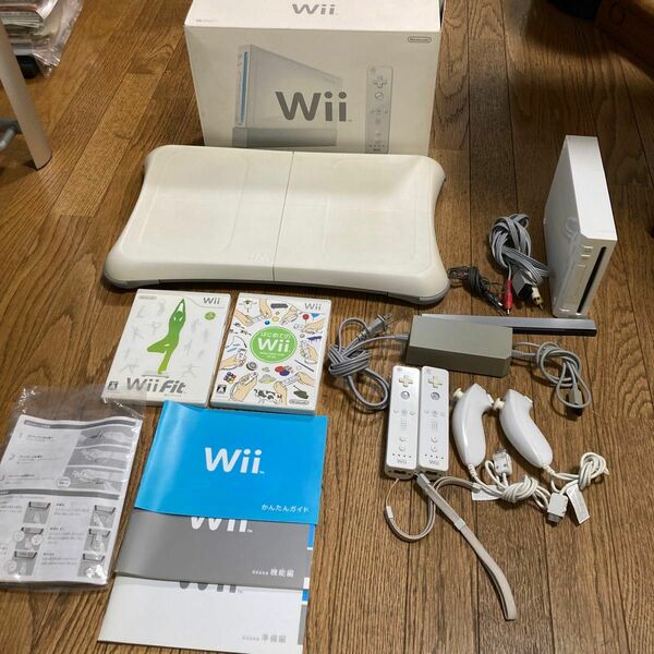 wii 本体　と　wii fit