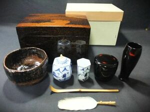 【睦】茶箱 野点 茶碗 棗 茶筅筒 振出 茶巾筒 茶匙 羽箒 全7店 天然木 本漆器■