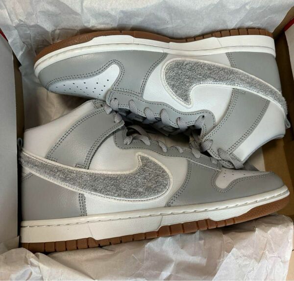 Nike Dunk High Retro University Chenille Swoosh "Light Smoke Grey