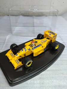 プラモデル 完成品 F1 ホンダ キャメル 全長約18cm HONDA CAMEL