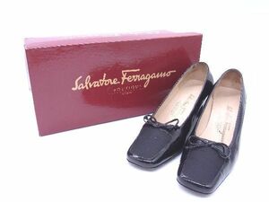 Salvatore Ferragamo フェラガモ パテントレザー ヒール パンプス サイズ 4 1/2(約22cm) 靴 シューズ レディース ブラック系 DD2771