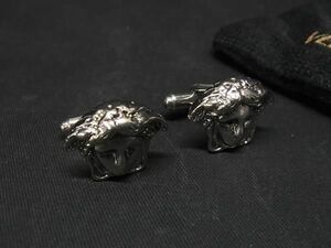 1円 ■美品■ GIANNI VERSACE ジャンニヴェルサーチ メデューサ カフスボタン カフリンクス アクセサリー 紳士 メンズ シルバー系 BG7491