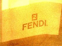 1円 ■極美品■ FENDI フェンディ ズッカ シルク100% スカーフ ストール ショール レディース ブラウン系 AT4466_画像4