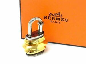 1円 HERMES エルメス ランタン カデナ 南京錠 チャーム ペンダントトップ ネックレストップ ゴールド系×シルバー系 AU6675