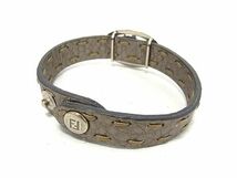 1円 ■美品■ FENDI フェンディ セレリア レザー ブレスレット アクセサリー レディース メンズ シルバー系 BF6190_画像2