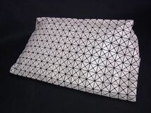 1円 ■極美品■ BAO BAO ISSEY MIYAKE バオバオ イッセイミヤケ スポーツライン PVC クラッチ セカンドバッグ ベージュ系 AF4864_画像2