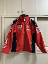 新品 ドゥカティ　Ducati Be Wiser オフィシャル ソフトシェル ジャケット サイズXXL_画像1