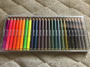 色鉛筆 25色フェリシモカラーミュージアム FELISSIMO 色えんぴつ COLOR MUSEUM 未使用品