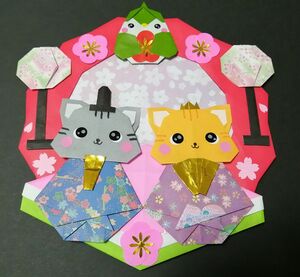 折り紙　壁面飾り　ひな祭りリース（猫バージョン）