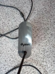 ダイソン ACアダプター 充電器 コードレスクリーナー　DC58 DC59 DC61 DC62 DC74 V6 V7 V8 dyson 電源