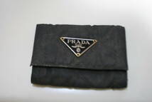 中古　　PRADA プラダ　6連キーケース　NERO ブラック_画像1