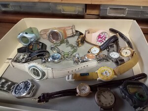 時計 腕時計 各種 不動 ジャンク 部品取り CASIO クォーツ デジタル BabyG 