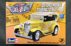 @中古絶版模型堂 レベル 1/24 '30フォードモデルA ツーリング ストリートロッド Revell 1930 FORD MODEL A TOURING STREET ROD モデルA