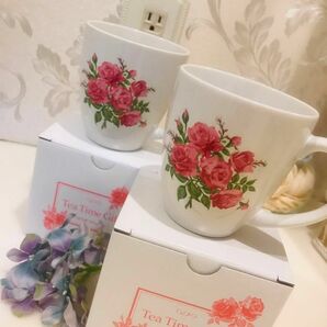 ◆オージオ◆華やかなデザイン♪ 薔薇のマグカップ◆2個セット◆ノベルティ◆新品◆