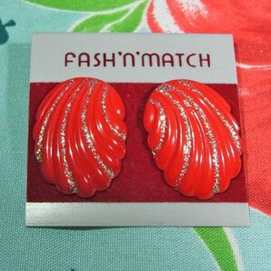 貝殻モチーフのピアス レッド×ラメ FASH'n'MATCH デッドストック