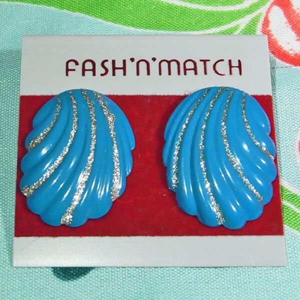 貝殻モチーフのピアス ブルー×ラメ FASH'n'MATCH デッドストック