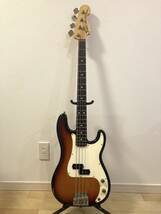 Fender USA Highway One Precision Bass Upgrade　中古　ラッカー塗装_画像1