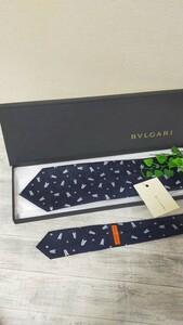 画像のものをすべておつけします。タグ付き ケース付き 定価26400円 未使用 近い BVLGARI ブルガリ ネクタイ 