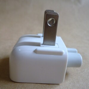 Volex Apple ACアダプタ用 差込プラグ 電源用 プラグ ダックヘッド トラベルアダプタ 白 ホワイト Apple MagSafe メガネ型 アップル の画像5