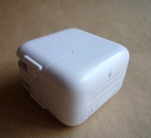 純正　Apple アップル　USB充電器　10W　USB　Power　Adapter　ホワイト　白　A1357　5.1V 2.1A ACアダプタ　電源アダプタ ②